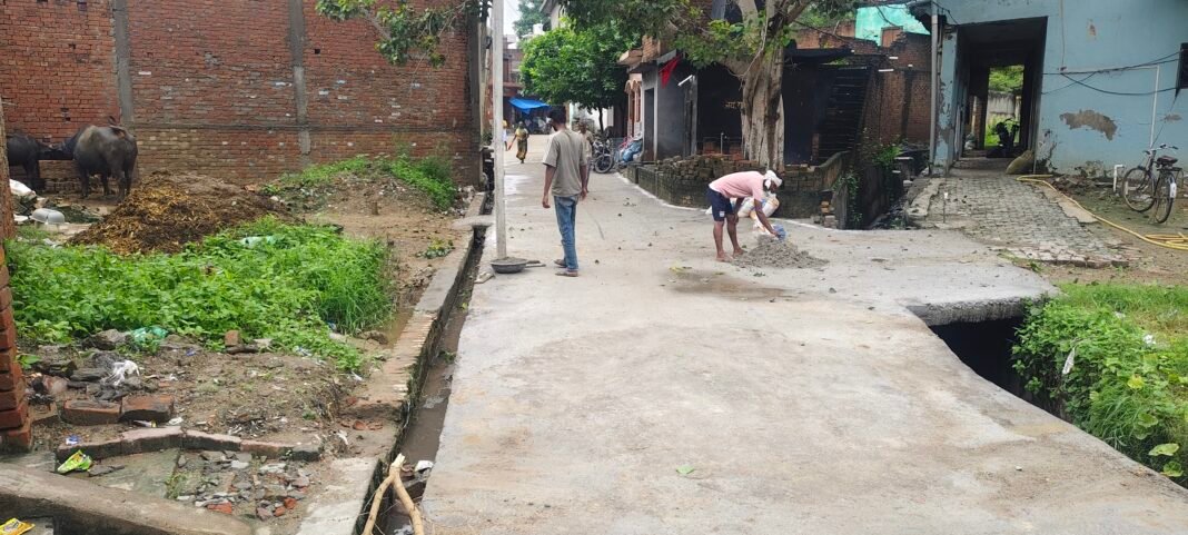 नगर पंचायत में विकास कार्यों के नाम पर डाला जा रहा डांका, जिम्मेदार मौन नगर पंचायत में विकास कार्यों के नाम पर डाला जा रहा डांका, जिम्मेदार मौन
