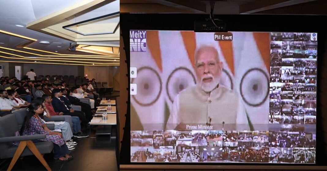 प्रधानमंत्री मोदी ने युवाओं से की खेल, फिटनेस और युवा शक्ति पर बात, राष्ट्र निर्माण में भूमिका का दिया संदेश प्रधानमंत्री मोदी ने युवाओं से की खेल, फिटनेस और युवा शक्ति पर बात, राष्ट्र निर्माण में भूमिका का दिया संदेश