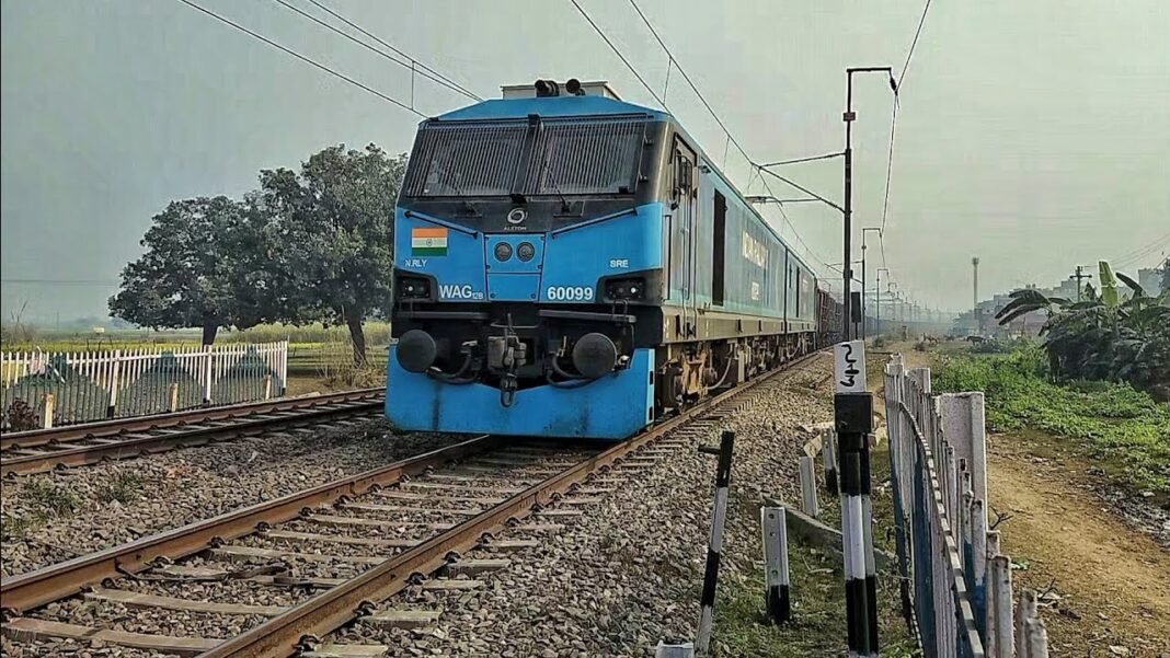 तीन महीने बंद रहेगा अजगैन का रेलवे फाटक, आरओबी निर्माण ने बदला यातायात का रूट तीन महीने बंद रहेगा अजगैन का रेलवे फाटक, आरओबी निर्माण ने बदला यातायात का रूट